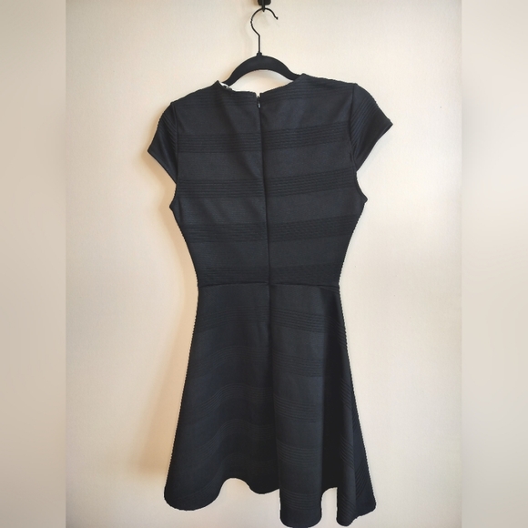 Francesca's Black Dress with Keyhole and Front Tie size small - Picture 3 of 5